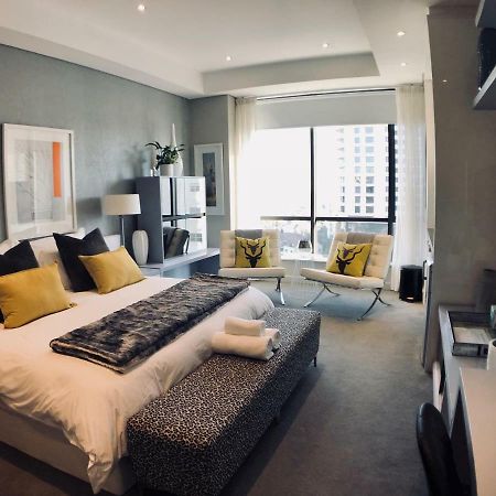 Sandton Skye Suites Йоханнесбург Экстерьер фото