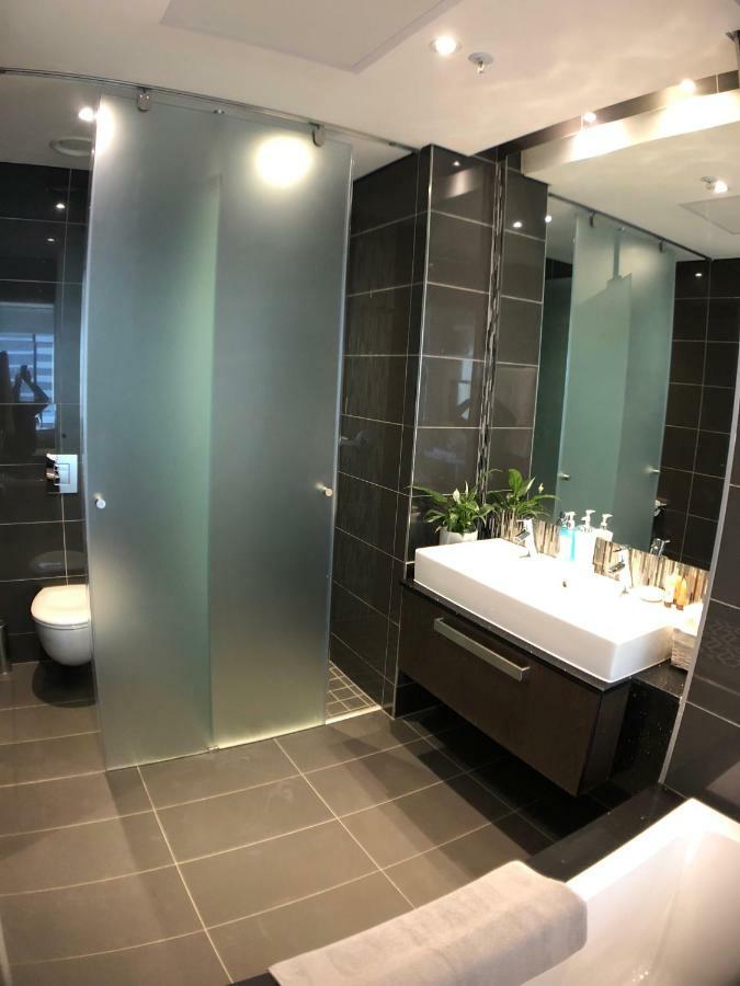 Sandton Skye Suites Йоханнесбург Экстерьер фото