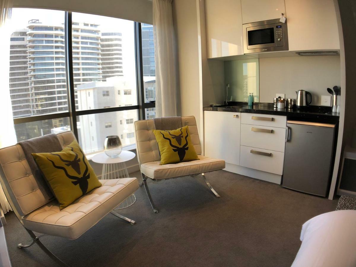 Sandton Skye Suites Йоханнесбург Экстерьер фото