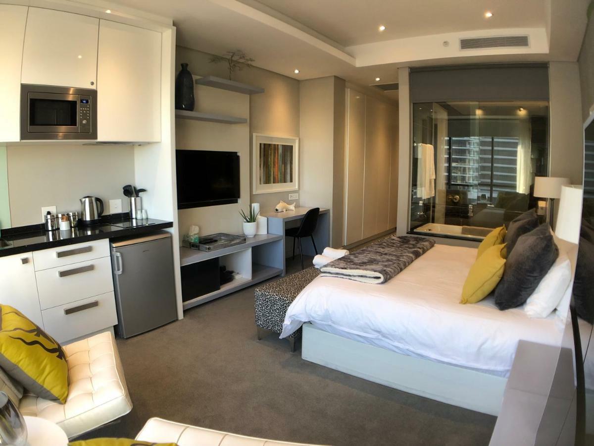 Sandton Skye Suites Йоханнесбург Экстерьер фото